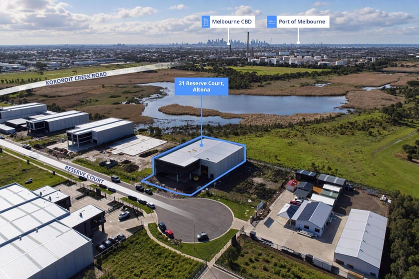 Click to view all images 21 Reserve Court Altona VIC 3018 - Image 2