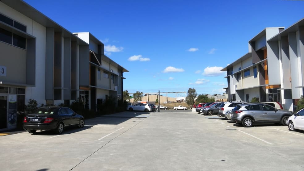 Click to view all images Banyo QLD 4014 - Image 2