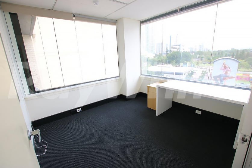 Click to view all images 46 Cavill Avenue Surfers Paradise QLD 4217 - Image 3