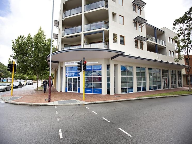 Click to view all images 2/150 Stirling Street Perth WA 6000 - Image 3