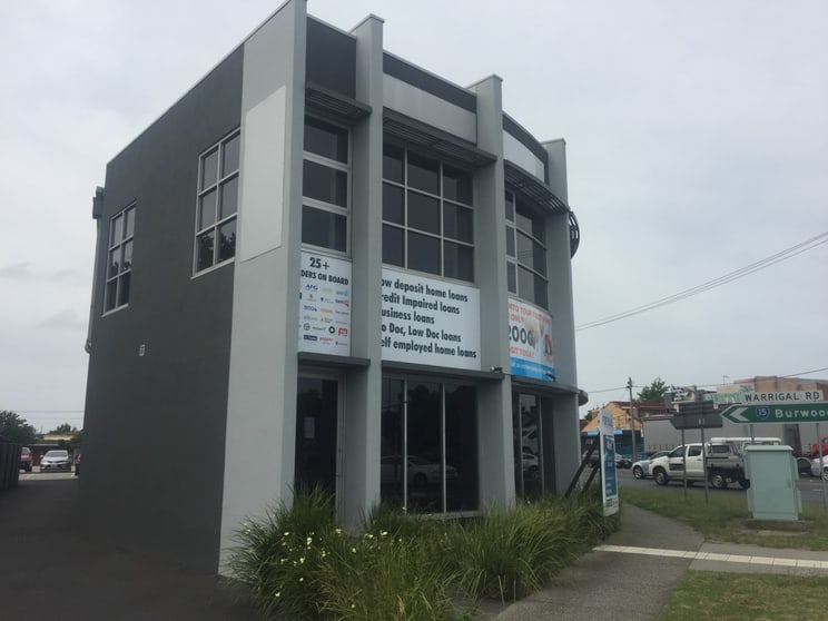 Click to view all images 211 Warrigal Road Hughesdale VIC 3166 - Image 2
