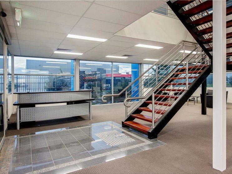Click to view all images 4 Capital Place Carrum Downs VIC 3201 - Image 3
