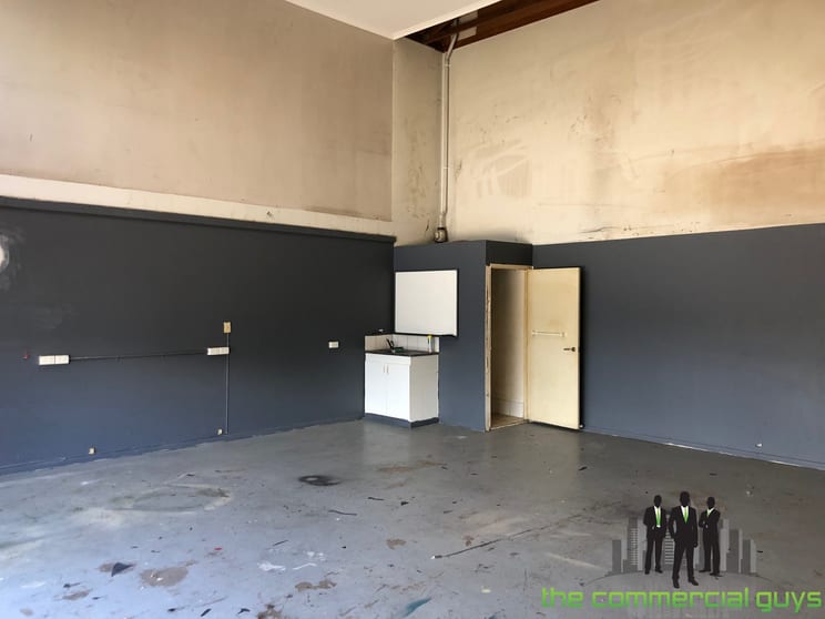 Click to view all images 21/22-26 Cessna Drive Caboolture QLD 4510 - Image 3