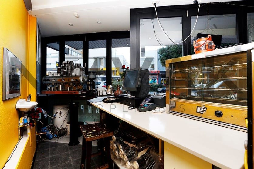 1/876 Pittwater Road Dee Why NSW 2099 - Image 2