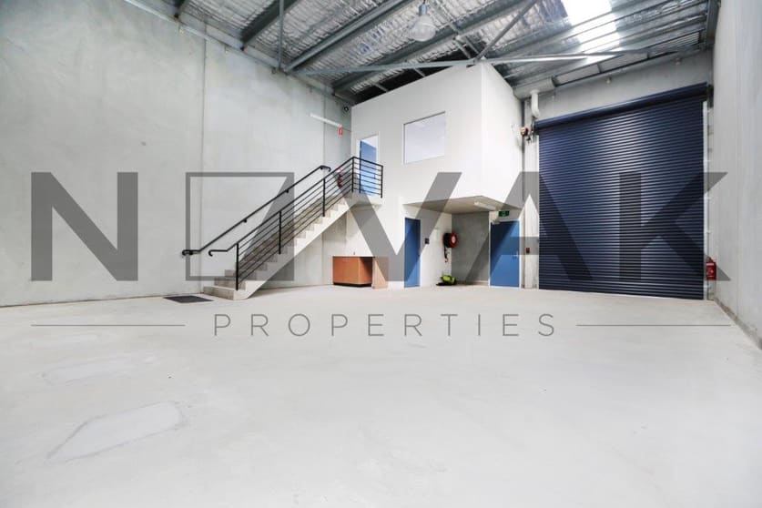 Click to view all images 4/97 Old Pittwater Road Brookvale NSW 2100 - Image 1