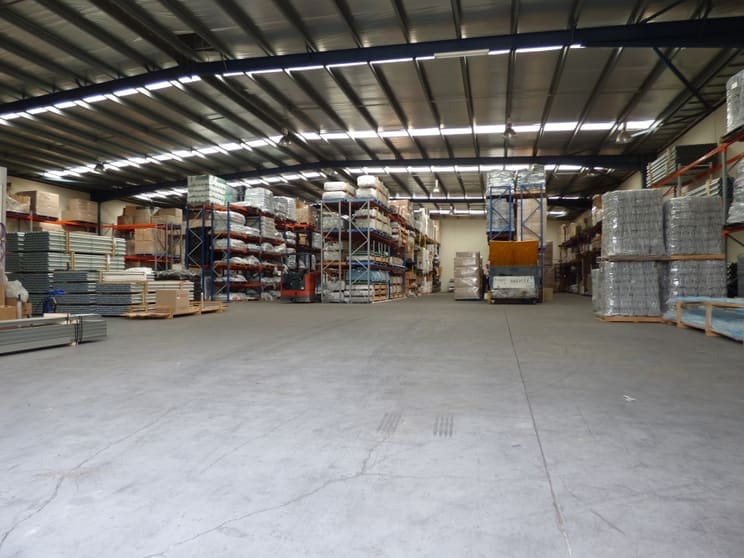 Click to view all images 24 Janine Street Scoresby VIC 3179 - Image 2