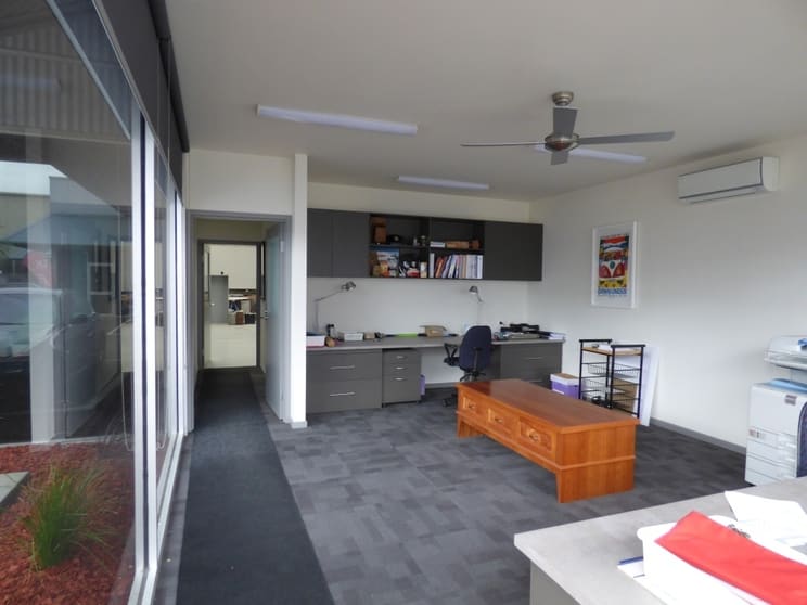 Click to view all images 31/23-25 Bunney Road Oakleigh VIC 3166 - Image 2