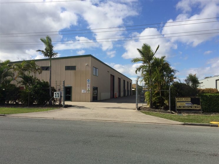 Click to view all images 11 Deakin Street Brendale QLD 4500 - Image 1