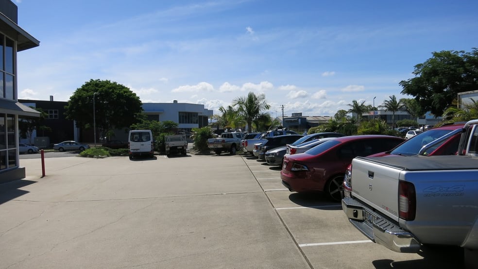 Click to view all images 4/129 Basalt Street Geebung QLD 4034 - Image 2
