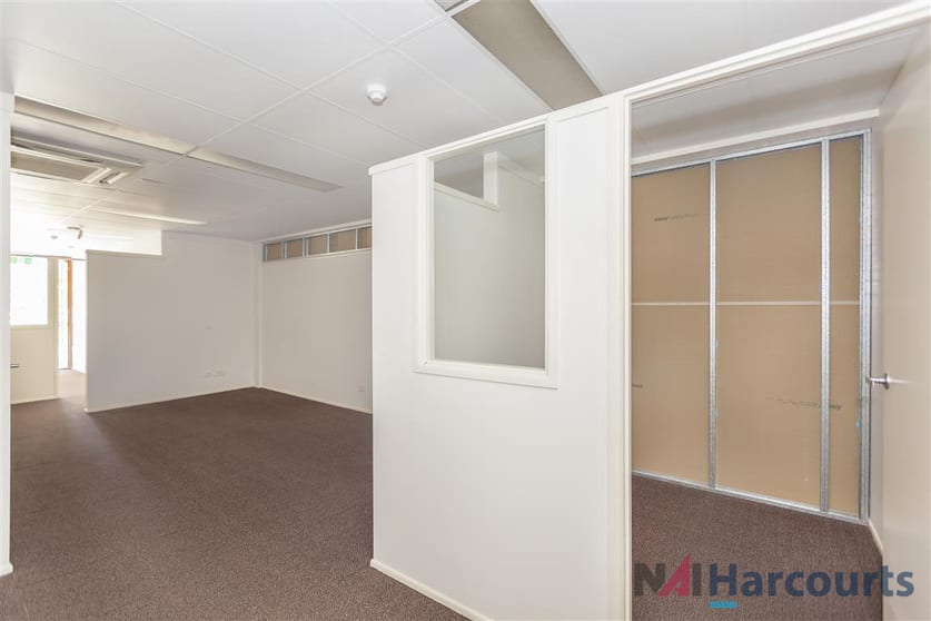 Vanessa Boulevard Springwood QLD 4127 - Image 2