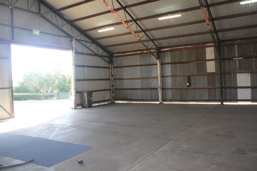 Click to view all images 31 Arline Street Mount Isa QLD 4825 - Image 3