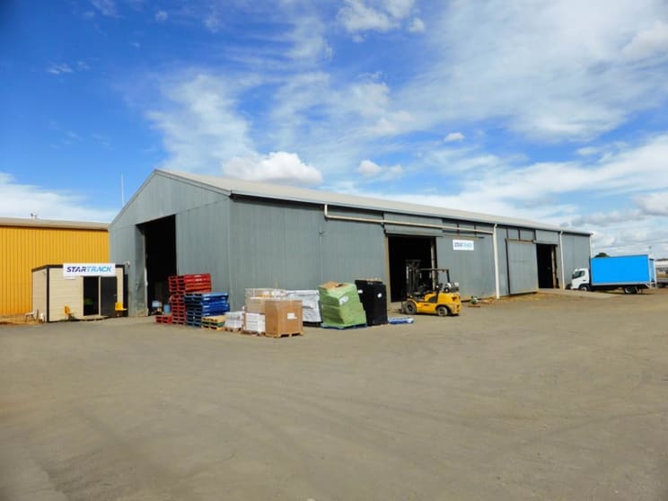 Click to view all images 13 White Street Dubbo NSW 2830 - Image 3