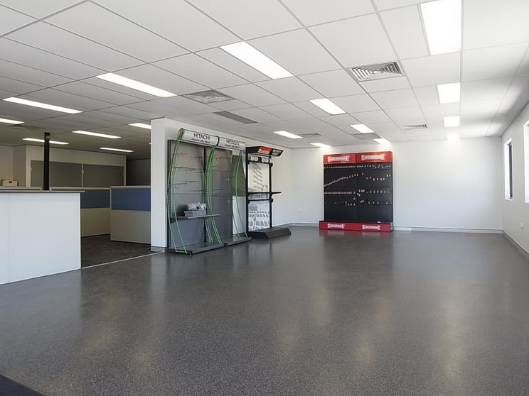 Click to view all images 15 Glen Munro Road Muswellbrook NSW 2333 - Image 2