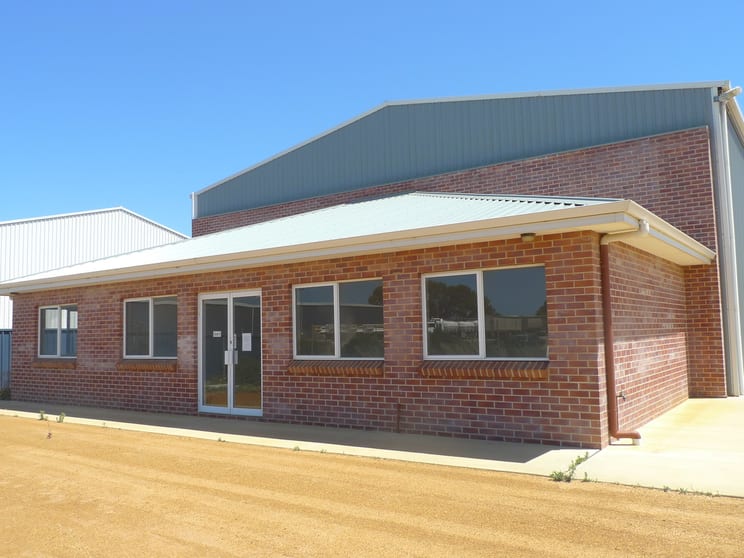 Click to view all images 5/2001 Harbour Road Chadwick WA 6450 - Image 1