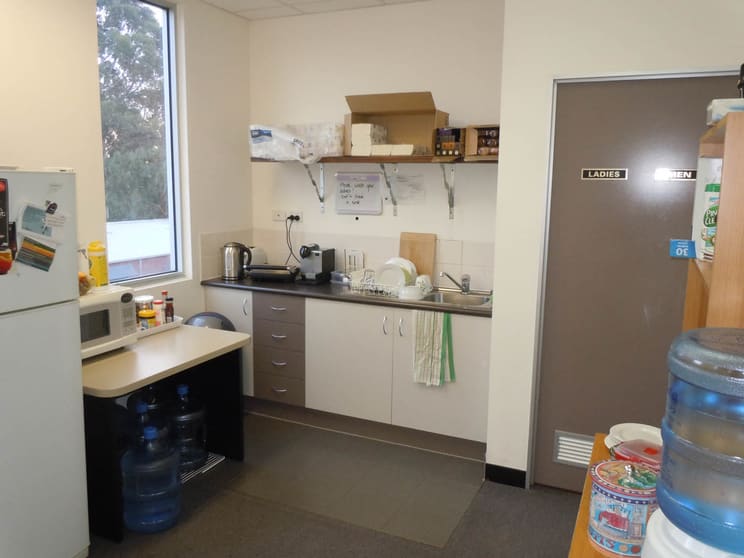Click to view all images 14/828 High Street Kew VIC 3101 - Image 3
