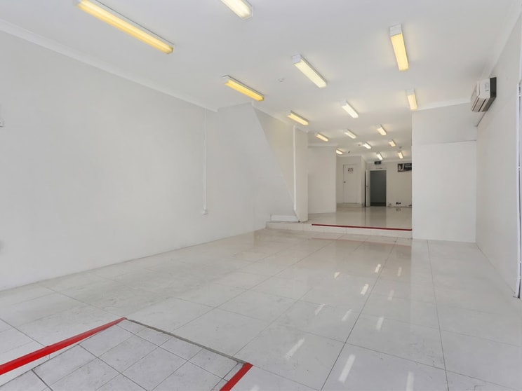 Click to view all images 297 Chapel Road Bankstown NSW 2200 - Image 2