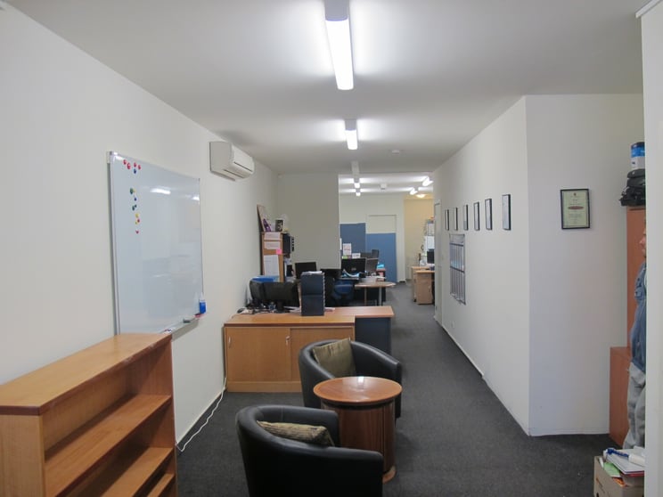 Click to view all images 1/331 North Road Caulfield South VIC 3162 - Image 2