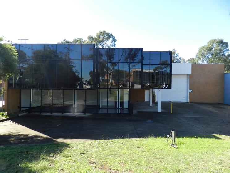 Click to view all images 27 Prince William Drive Seven Hills NSW 2147 - Image 1