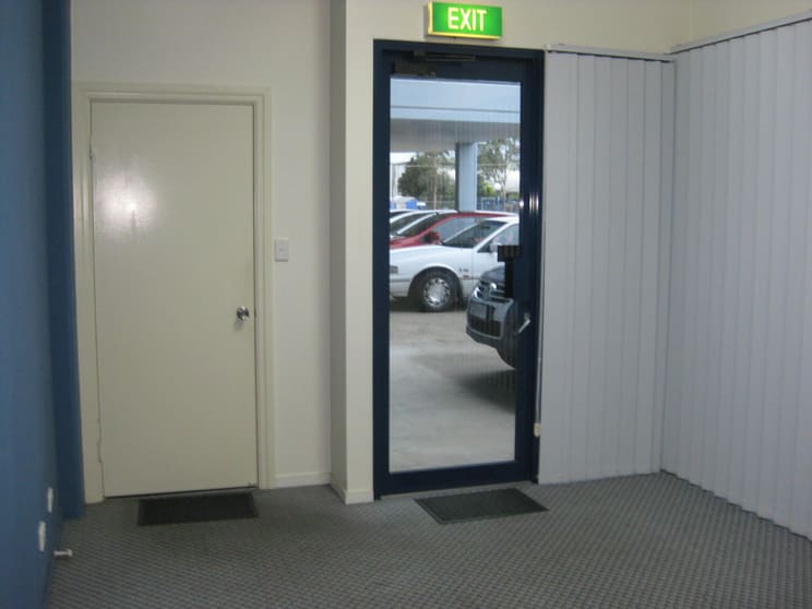 Click to view all images 9/3-5 Deakin Street Brendale QLD 4500 - Image 3