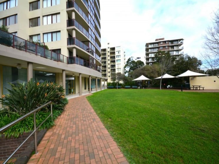 Click to view all images 186/2a Hollywood Avenue Bondi Junction NSW 2022 - Image 2
