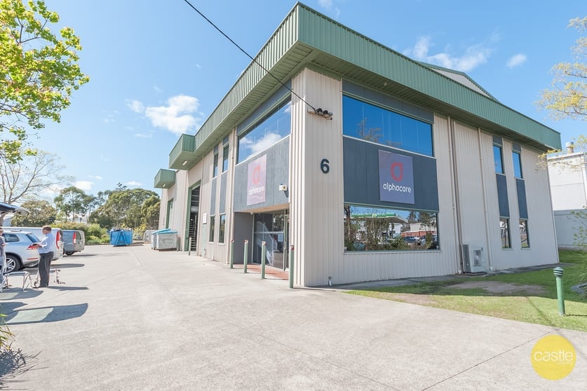 Click to view all images 6 Pennant Street Cardiff NSW 2285 - Image 2