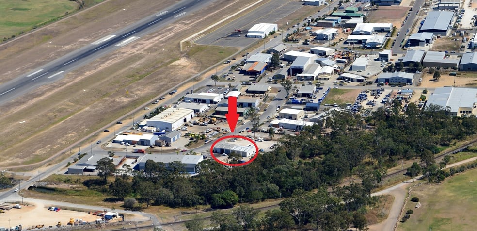 Click to view all images 8 Neil Street Gladstone QLD 4680 - Image 2