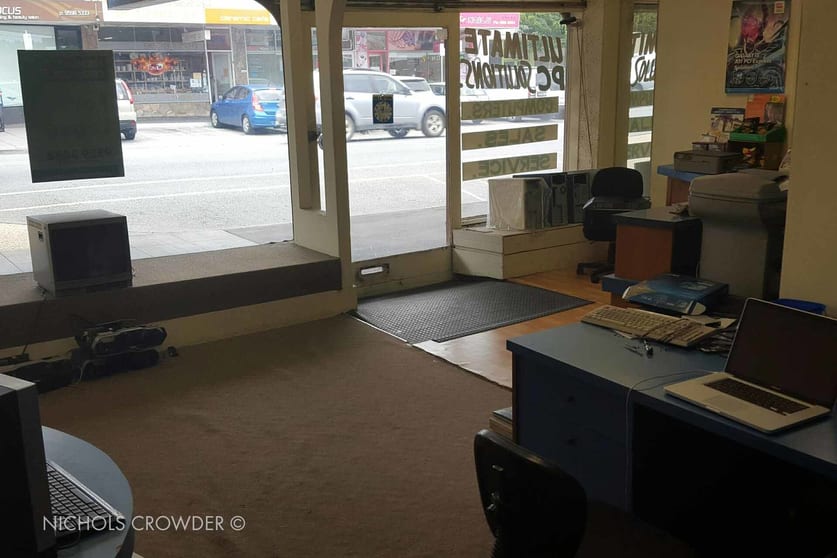 Click to view all images 527 Hampton Street Hampton VIC 3188 - Image 3