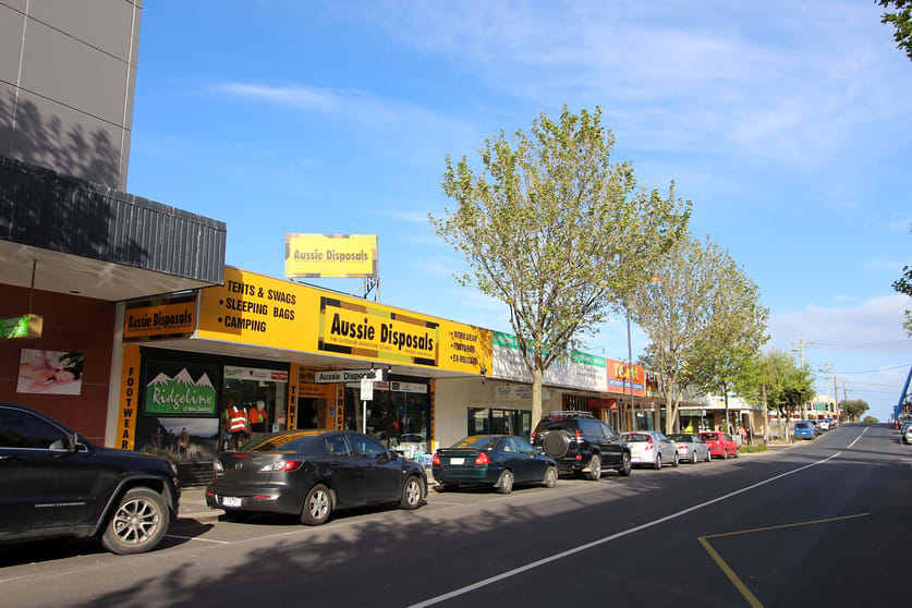 Click to view all images 6/18-22 Beach Street Frankston VIC 3199 - Image 3