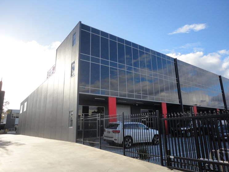 Click to view all images 58 Wirraway Drive Port Melbourne VIC 3207 - Image 2