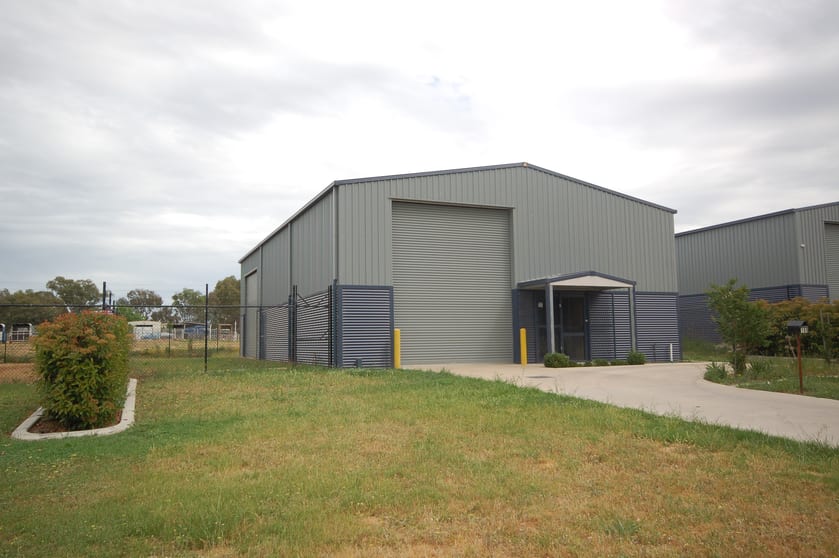 Click to view all images 2/100 Merkel Street Albury NSW 2640 - Image 1