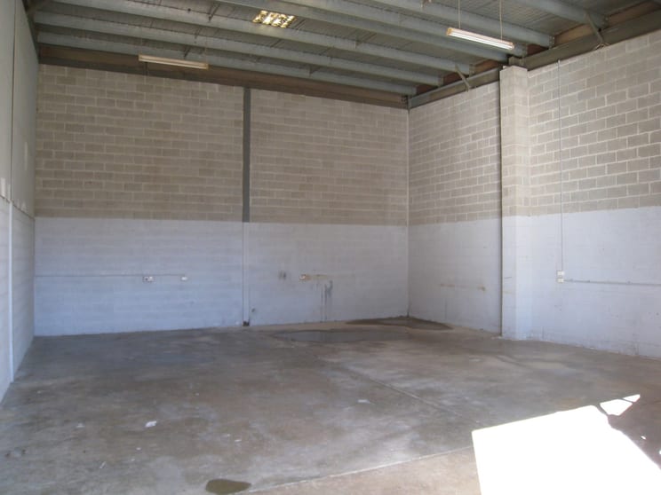 Click to view all images Chipping Norton NSW 2170 - Image 2