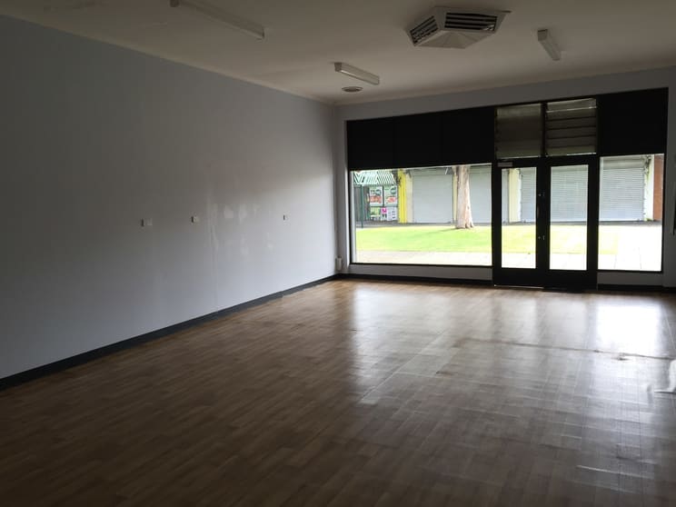 Click to view all images 7 Labuan Square Norlane VIC 3214 - Image 3
