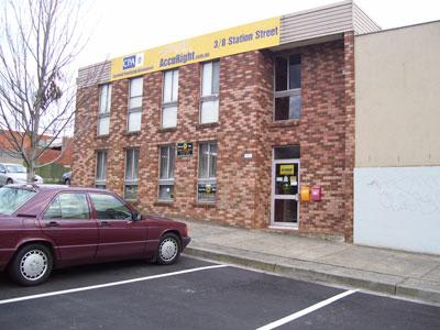 Click to view all images 3/8 Station Street. Bayswater VIC 3153 - Image 1