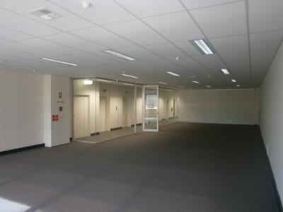 Click to view all images 9/124 Exhibition Street Melbourne VIC 3000 - Image 3