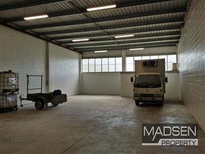 Click to view all images 1/29 Annie Street Coopers Plains QLD 4108 - Image 3