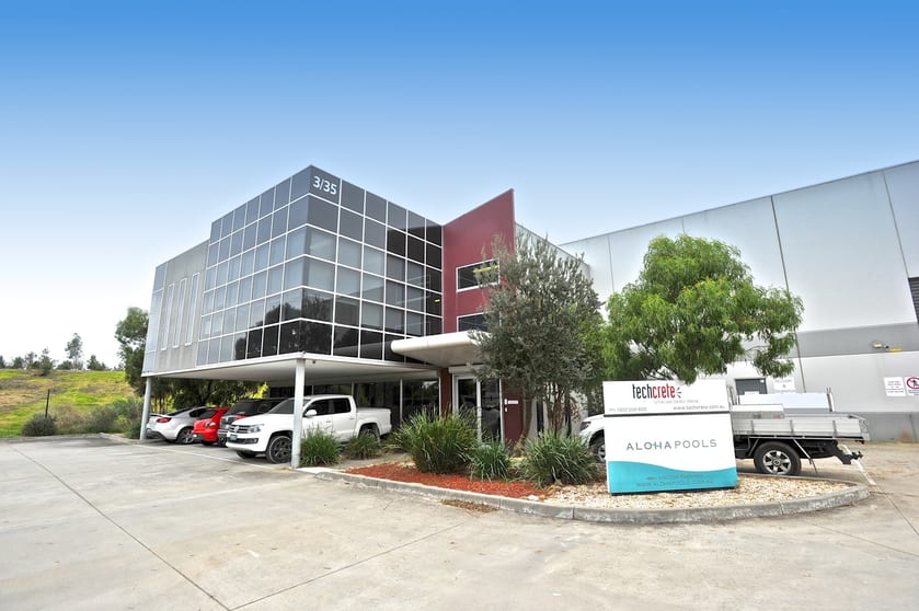 Click to view all images 3/35 Lakewood Boulevard Carrum Downs VIC 3201 - Image 1