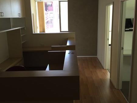 Click to view all images 11/456 St Kilda Melbourne (3004) VIC 3004 - Image 2