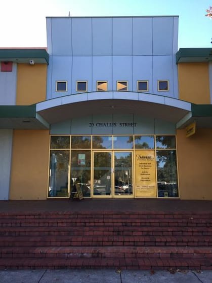 Click to view all images 20 Challis Street Dickson ACT 2602 - Image 2