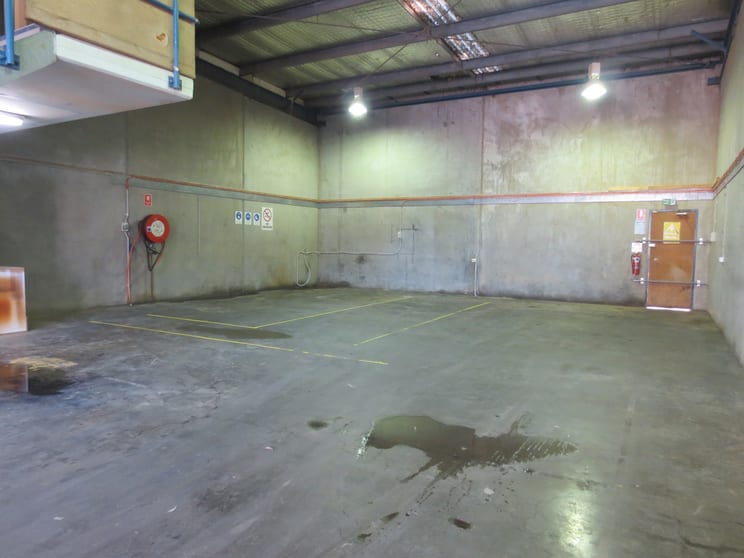 Click to view all images Moorebank NSW 2170 - Image 3
