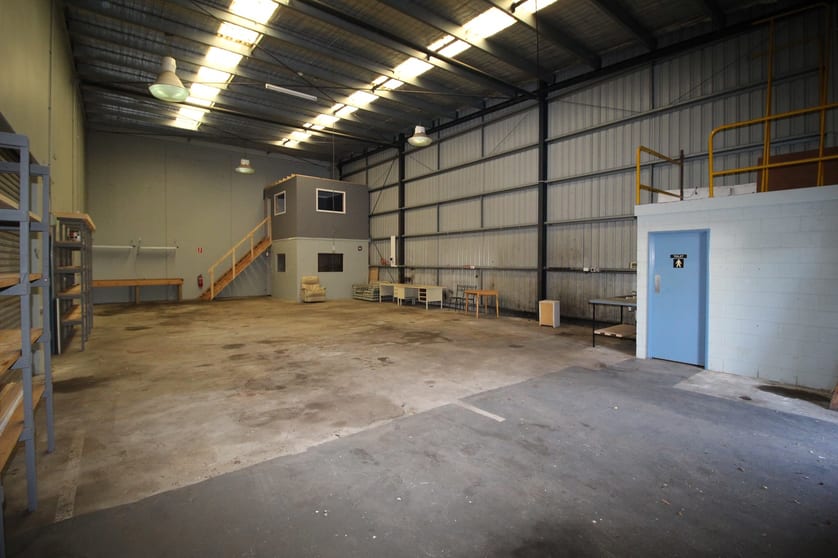 Click to view all images 1A/69 Hartnett Drive Seaford VIC 3198 - Image 2