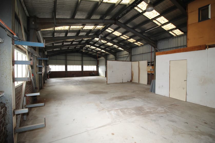 Click to view all images 1/27-29 Milne Avenue Seaford VIC 3198 - Image 2