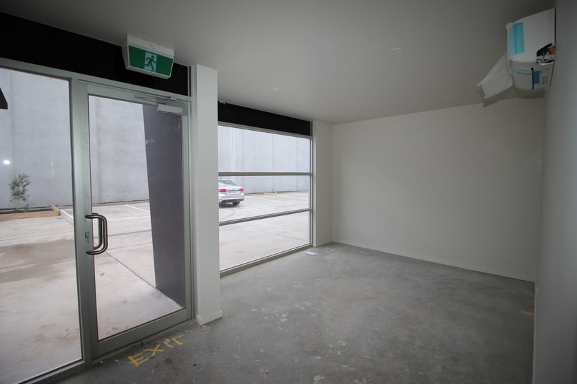 Click to view all images 4/1 Interchange Way Carrum Downs VIC 3201 - Image 3