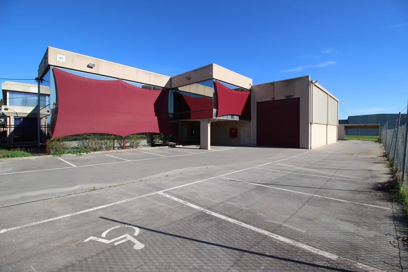 Click to view all images 41 Aster Avenue Carrum Downs VIC 3201 - Image 1