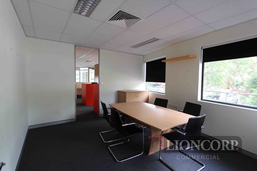 Click to view all images Eight Mile Plains QLD 4113 - Image 3