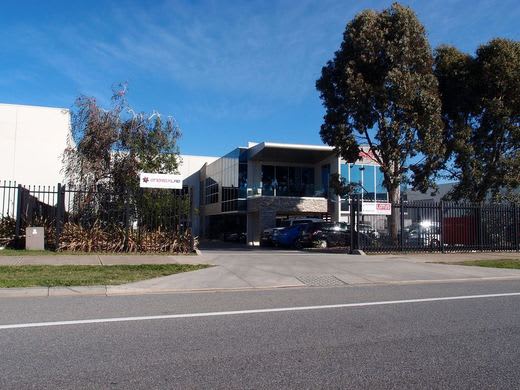 Click to view all images 7 Commercial Drive Lynbrook VIC 3975 - Image 3