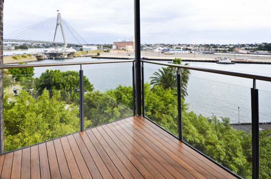 Click to view all images Pyrmont NSW 2009 - Image 1