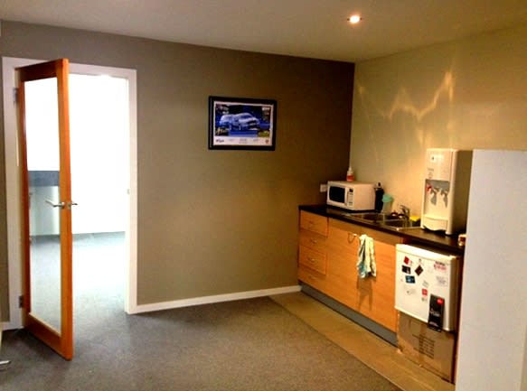 Click to view all images 1, 15b/56 Keys Road Moorabbin VIC 3189 - Image 3