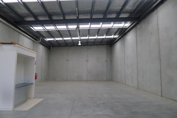 Click to view all images 14/35-41 Westpool Drive Hallam VIC 3803 - Image 3