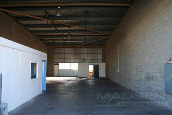 Click to view all images 1/35 Annie Street Coopers Plains QLD 4108 - Image 3