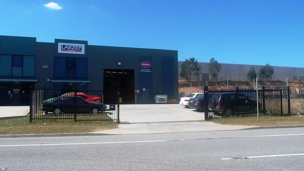 Click to view all images 2/104 Wedgewood Road Hallam VIC 3803 - Image 1